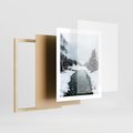 Plakat w ramie 40x50 - Zimowa Przyroda: Rzeka, Góry i Śnieg - zima, rzeka - rama drewno