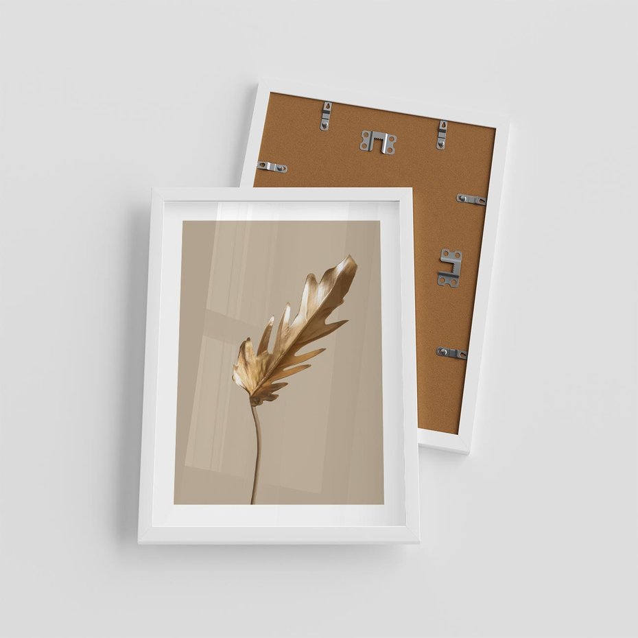 Plakat w ramie 30x40 - Piękno w Detalu - złoty, liść - rama biała