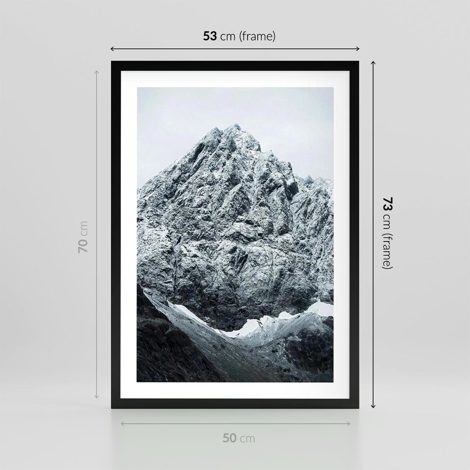 Plakat w ramie 50x70 - Surowość Gór - śnieg, zima w górach - rama czarna