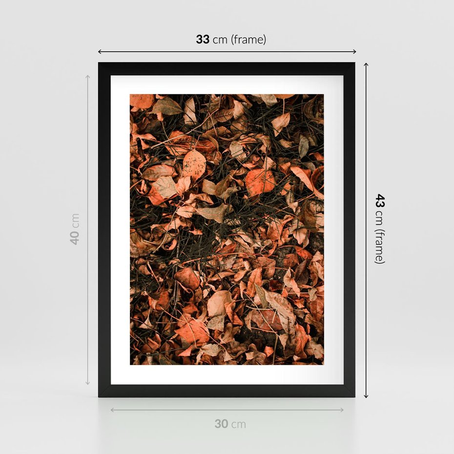 Plakat w ramie 30x40 - Jesienny Splot: Pomarańczowe Liście - liście, pomarańczowe suche liście - rama czarna