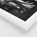 Plakat w ramie 40x50 - Splątane Uczucia - czarno biała fotografia, artystyczna - rama biała