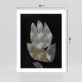 Plakat bez ramy 40x50 - Nocne Uniesienia - abstrakcyjny kwiat, mroczna atmosfera