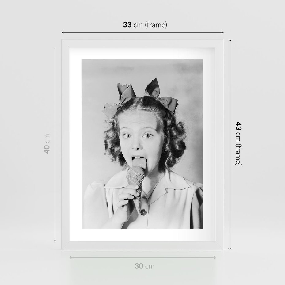 Plakat w ramie 30x40 - Pyszny Deser - retro zdjęcie, czarno białe - rama biała