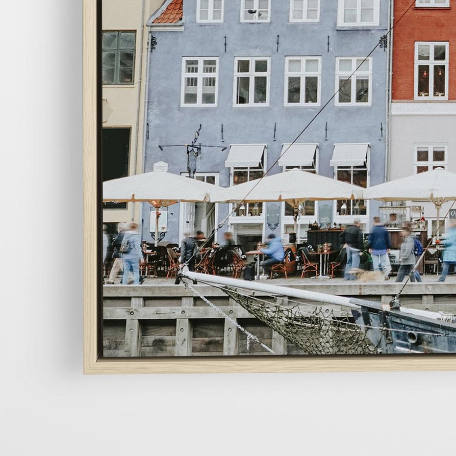 Obraz w ramie 80x80 - Miejska Dynamika - Dania, Kopehaga - rama drewno