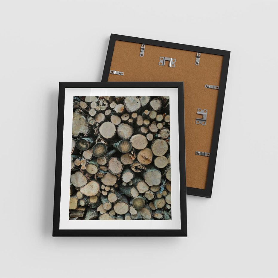 Plakat w ramie 40x50 - Bliskość Natury - drewno, las - rama czarna