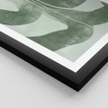 Plakat w ramie 40x50 - Nurtująca Kompozycja Zieleni - abstrakcyjne delikatne zielone linie, podobne do gałęzi kwiatów - rama czarna