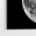 Obraz w ramie 100x70 - Księżycowa Aura - zdjęcie, ogromny księżyc na czarnym tle - rama czarna
