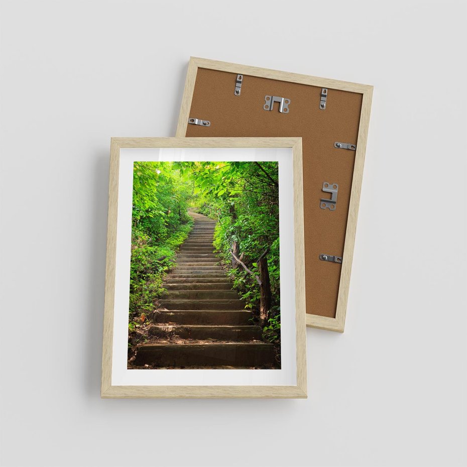 Plakat w ramie 30x40 - Lasowa ścieżka pełna tajemnic - ścieżka, schody - rama drewno