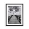 Plakat w ramie 40x50 - Romantyczny pomost z latarnią - pomost, latarnia - rama czarna