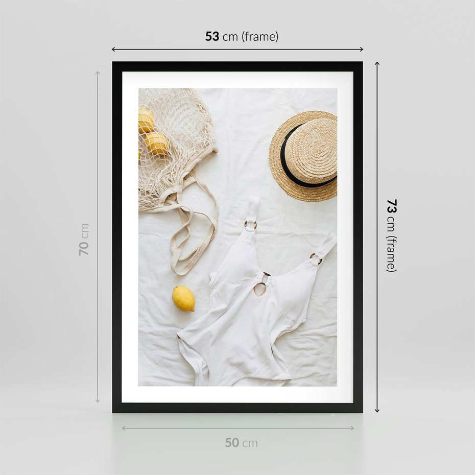 Plakat w ramie 50x70 - Moda na Wakacje: Cytrynowy Urok - kompozycja letnia, fashion - rama czarna