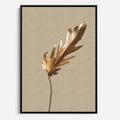 Obraz w ramie 50x70 - Piękno w Detalu - złoty, liść - rama czarna