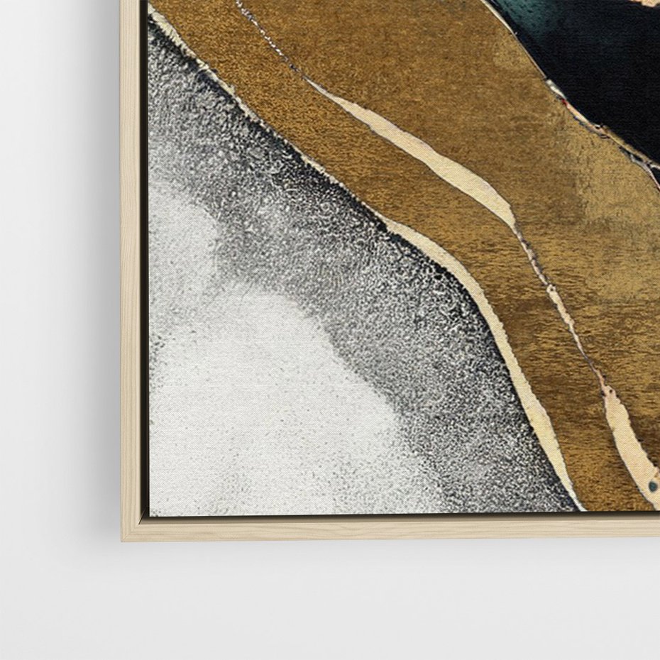 Obraz w ramie 50x70 - Refrakcje płynącej rzeczywistości - jak marmurowa rzeka, linie złota - rama drewno