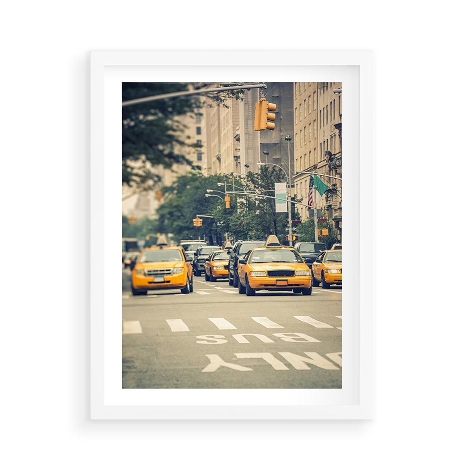 Plakat w ramie 50x70 - Miasto Taksówek - taksówki, miasto - rama biała
