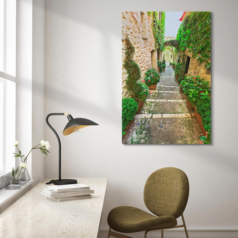 Obraz na płótnie 80x120 - Magiczna podróż w głąb miasta - uliczka, perspektywa