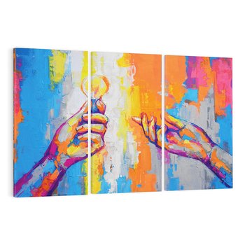 Obraz na płótnie 120x80 - Refrakcje wewnętrznego światła - abstrakcyjne dzieło, dłoń trzyma żarówkę