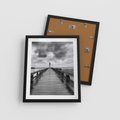 Plakat w ramie 40x50 - Romantyczny pomost z latarnią - pomost, latarnia - rama czarna