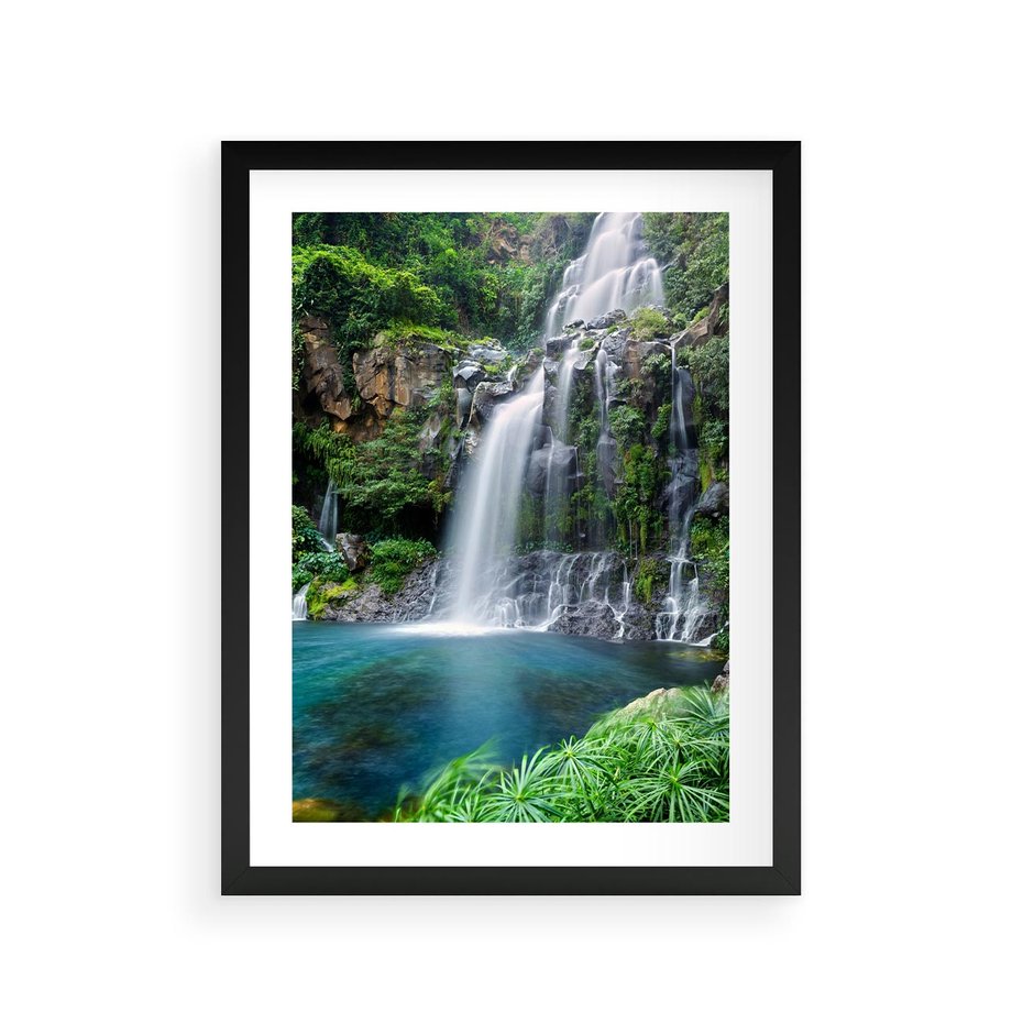 Plakat w ramie 30x40 - Tropikalny Wodospad - wodospad, tropikalny - rama czarna