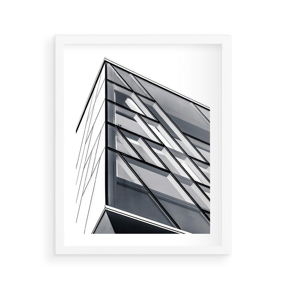 Plakat w ramie 40x50 - Architektura Przyszłości: Czarno-Białe Ujęcie - nowoczesna architektura, czarno białe zdjęcie - rama biała