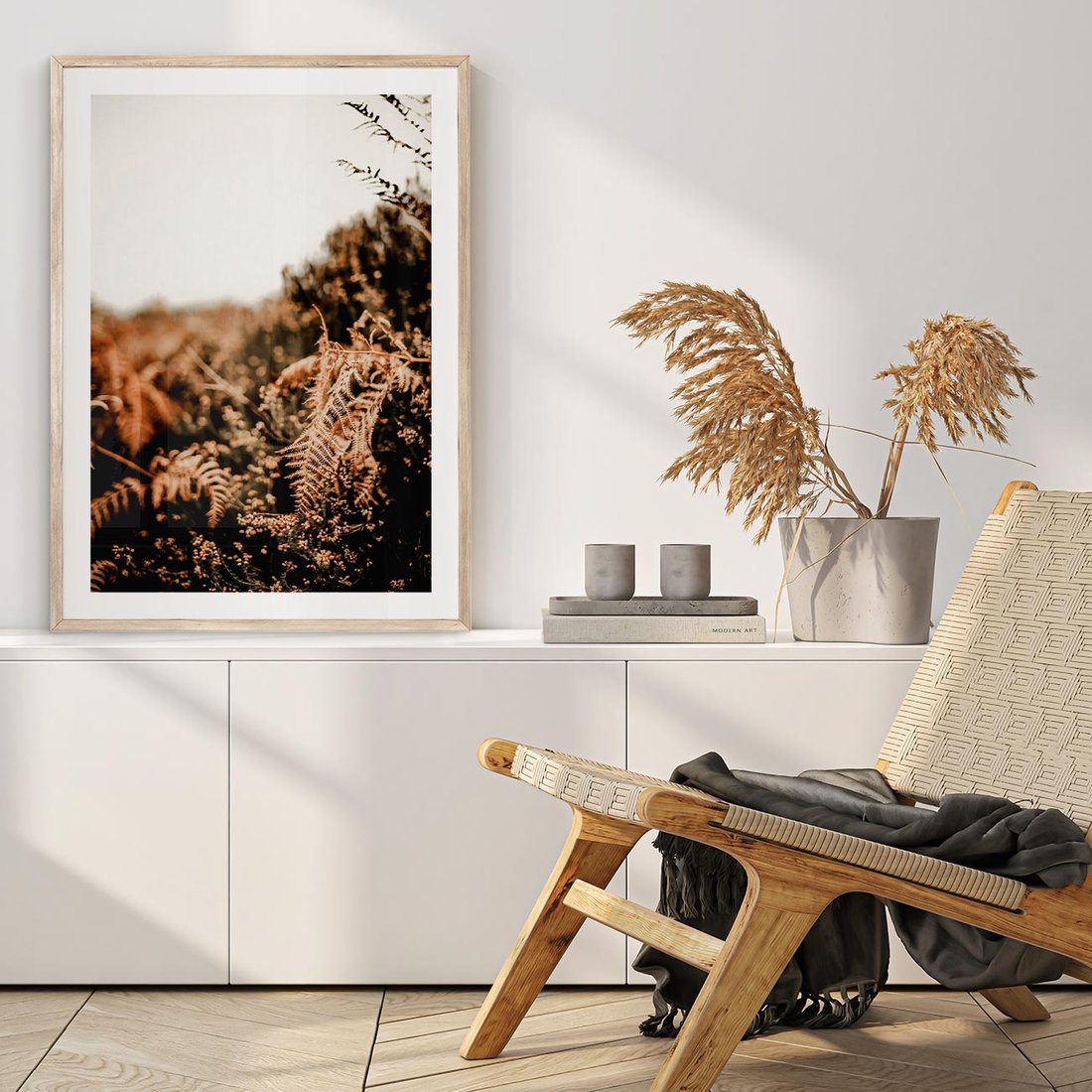 Plakat w ramie 50x70 - Jesienna Harmonia - suche paprocie, jesienny krajobraz - rama drewno