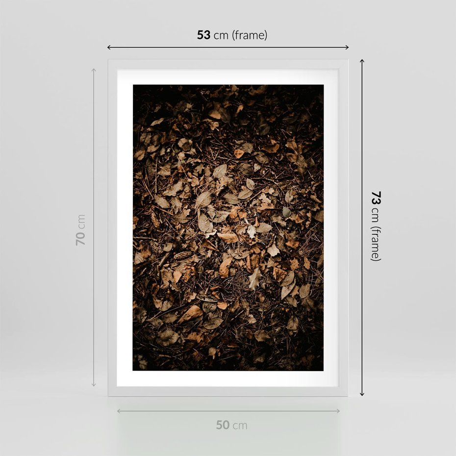 Plakat w ramie 50x70 - Brązowe Liście w Scenerii - suche liście jesień brąz - rama biała