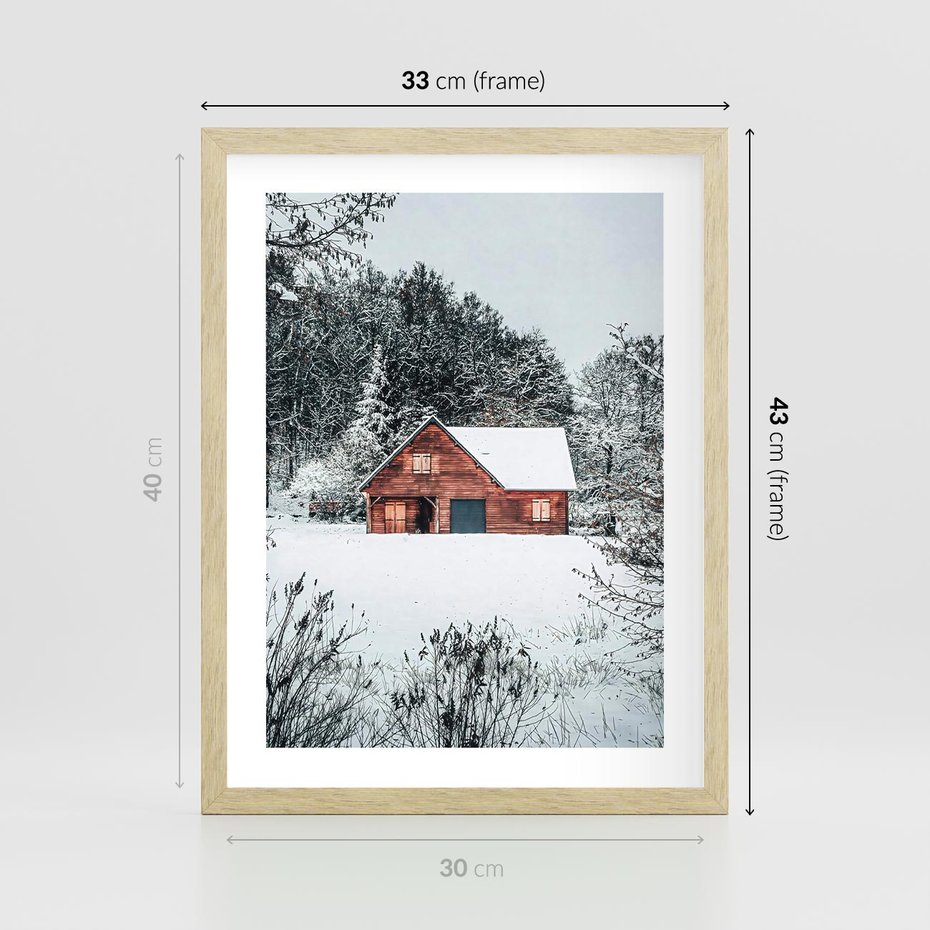 Plakat w ramie 30x40 - Domek w Górach Pokryty Śniegiem - domek w górach, śnieg - rama drewno