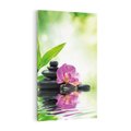 Obraz na płótnie 50x70 - Relaksujący świat SPA z kwiatami i bambusem - spa, kwiaty