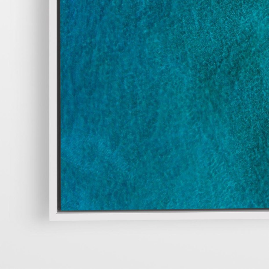 Obraz w ramie 100x70 - Spokój nad morzem - morze, plaża - rama biała