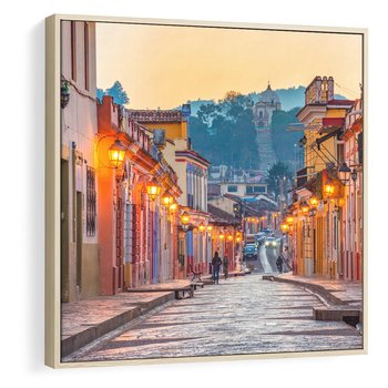 Obraz w ramie 80x80 - W stronę marzycielskich horyzontów - włoska uliczka, wieczór - rama drewno