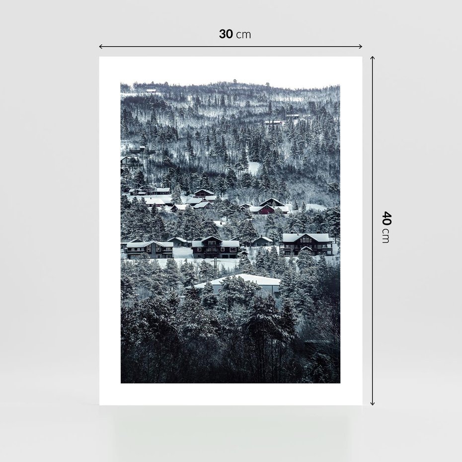 Plakat bez ramy 30x40 - Domki w Chmurach - górski zimowy krajobraz, dommki na wzgórzach