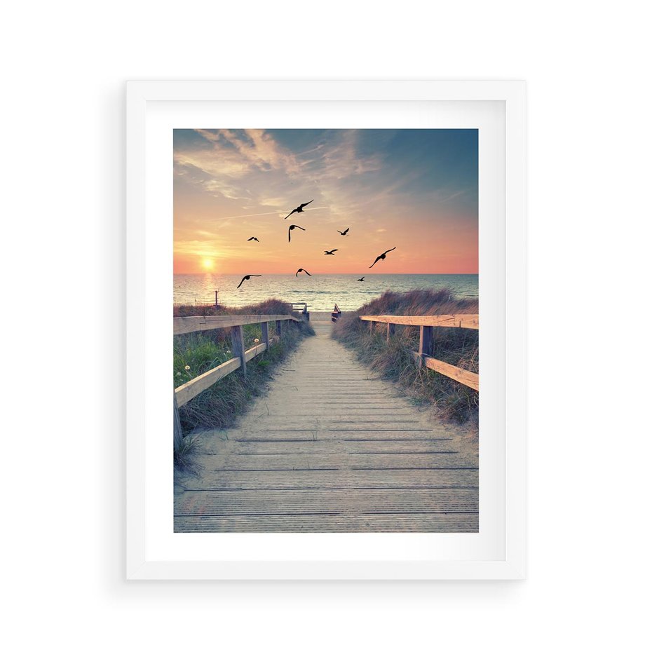 Plakat w ramie 40x50 - Sielanka nad brzegiem - plaża, pomost - rama biała
