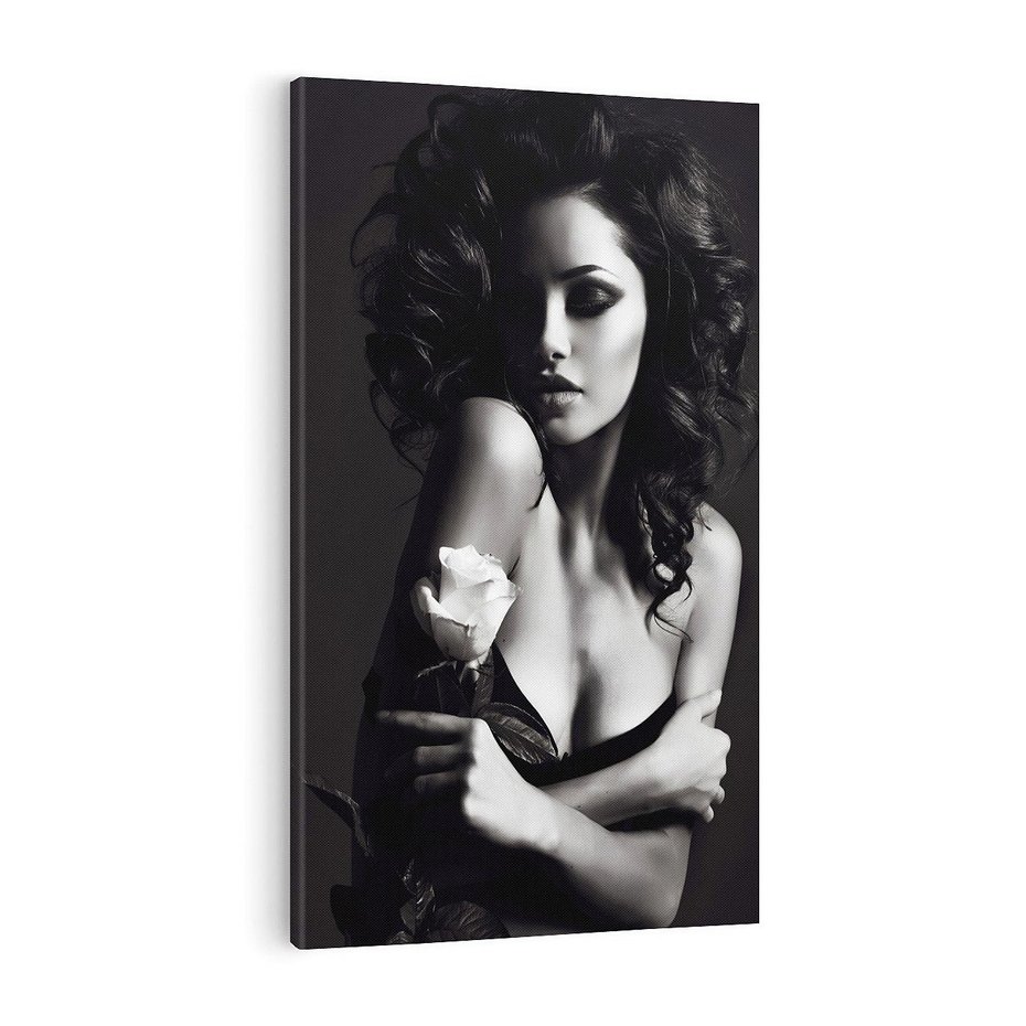 Obraz na płótnie 70x100 - Piękno kobiecego aktu uchwycone - kobieta, akt