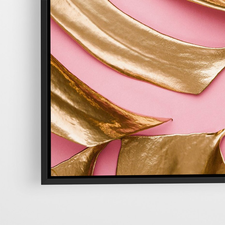 Obraz w ramie 70x100 - Przyjemność w Naturze - złote, liście - rama czarna