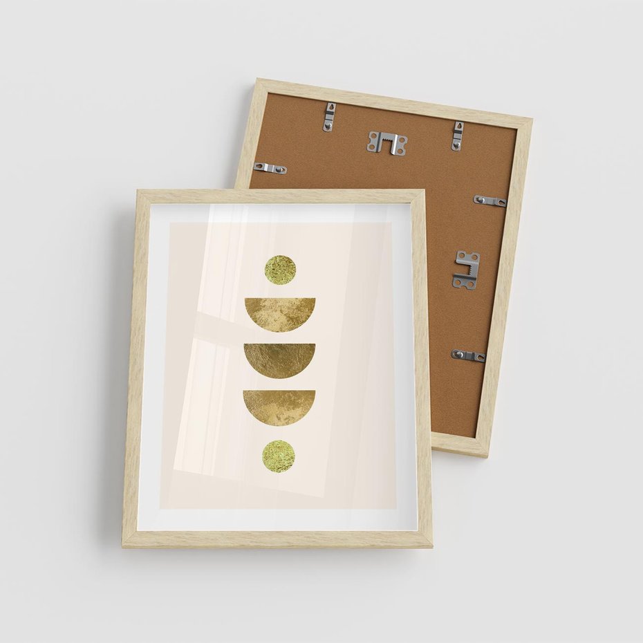Plakat w ramie 40x50 - Harmonijne Odbicia - geometryczne złote kształty, tekstura - rama drewno