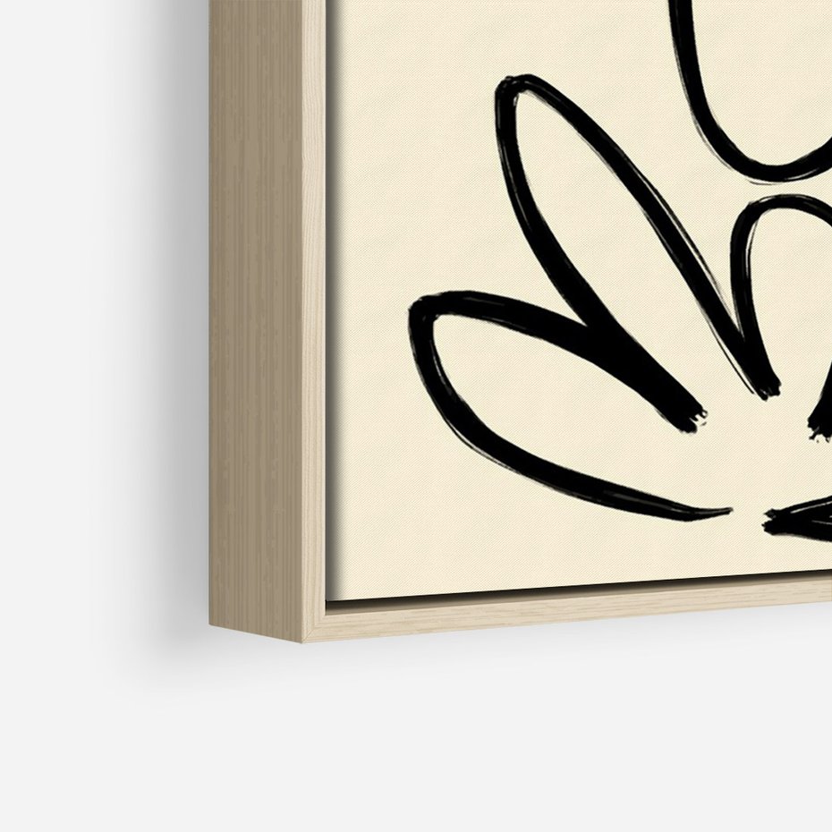 Obraz w ramie 80x120 - Złamane Granice - abstrakcyjna sztuka, przypominająca kwiat - rama drewno