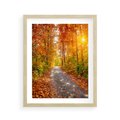 Plakat w ramie 40x50 - Kolorowe drzewa na ścieżce jesieni - las, jesień - rama drewno
