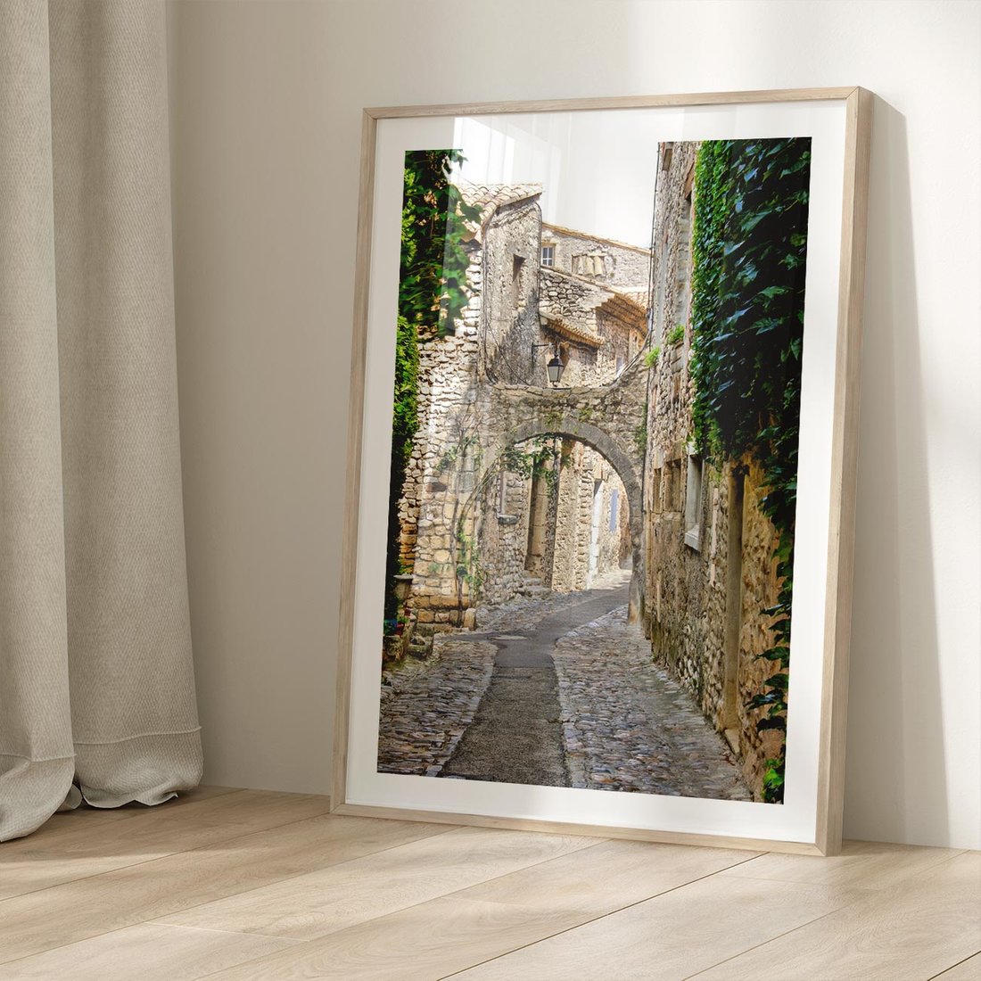 Plakat w ramie 40x50 - Urokliwa perspektywa uliczki - uliczka, perspektywa - rama drewno