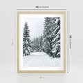 Plakat w ramie 40x50 - Magia Zimy na Obrazie - las, zima - rama drewno