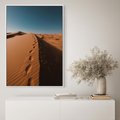 Obraz w ramie 80x120 - Piasek pustyni w ogniu - pustynia, piasek - rama biała