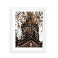 Plakat w ramie 40x50 - Jesienna Wieża w Liściach - architektura, wieża - rama biała