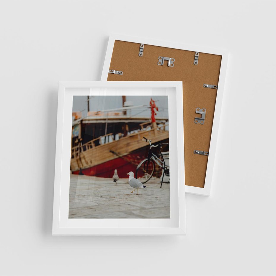 Plakat w ramie 40x50 - Przygoda na Horyzoncie - port, statek - rama biała