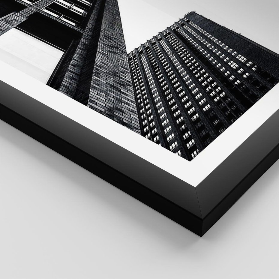 Plakat w ramie 40x50 - Geometryczna Asymetria - architektura, czarno białe zdjęcie - rama czarna