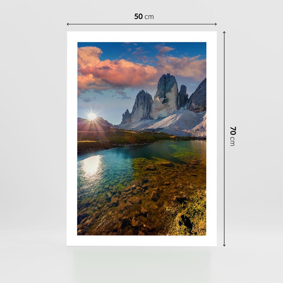 Plakat bez ramy 50x70 - Jezioro wśród majestatycznych gór - jezioro, góry