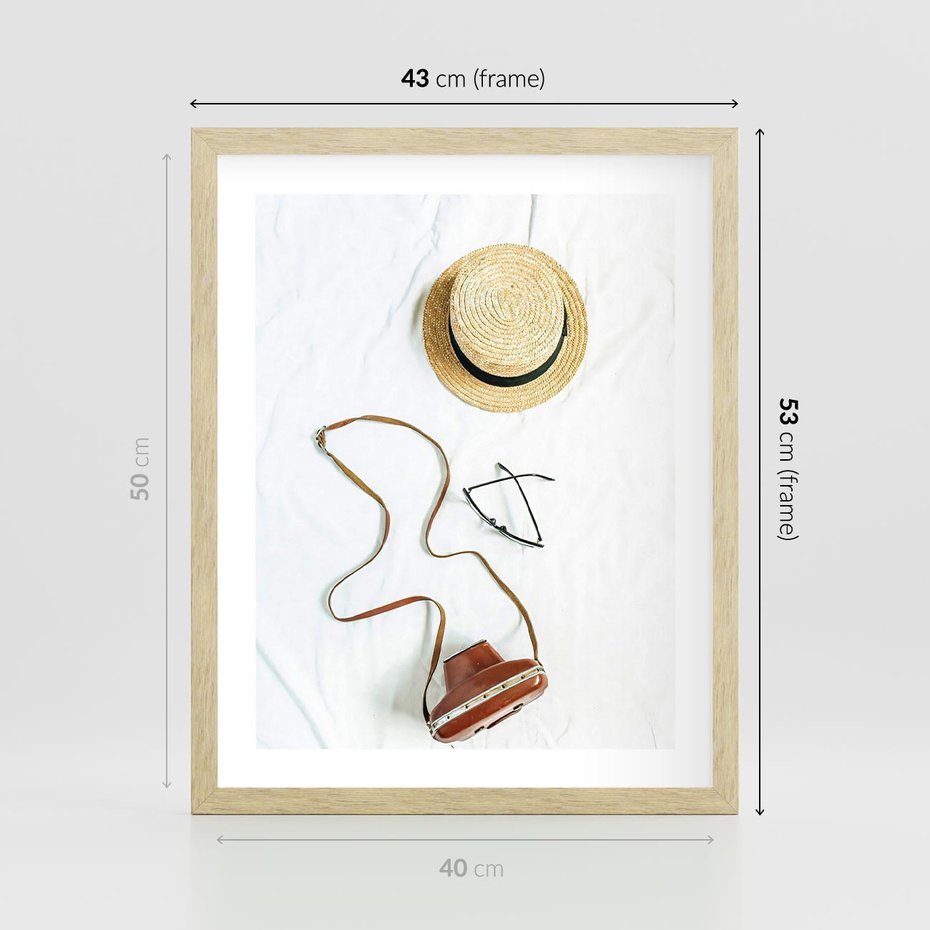 Plakat w ramie 40x50 - Artystyczna Dusza - boho kompozycja, kapelusz słomkowy - rama drewno