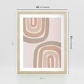 Plakat w ramie 40x50 - Migotliwe Tęczowe Przestrzenie - abstakcyjne tęcze, delikatne odcienie beżu - rama drewno