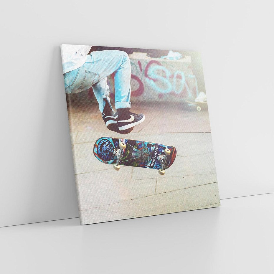 Obraz na płótnie 30x30 - Skateboardowe Rytmy na Desce - deskorolka, skateboard