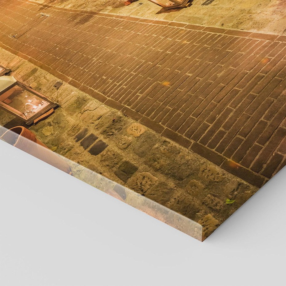 Obraz na płótnie 50x70 - Perspektywa Uliczki Miejskiej - uliczka, perspektywa