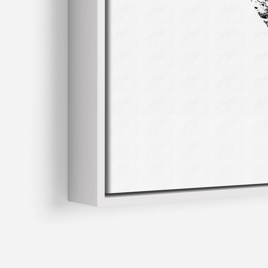 Obraz w ramie 70x50 - Drzewo Serca - czarne serce, tekstura jak kora drzewa - rama biała