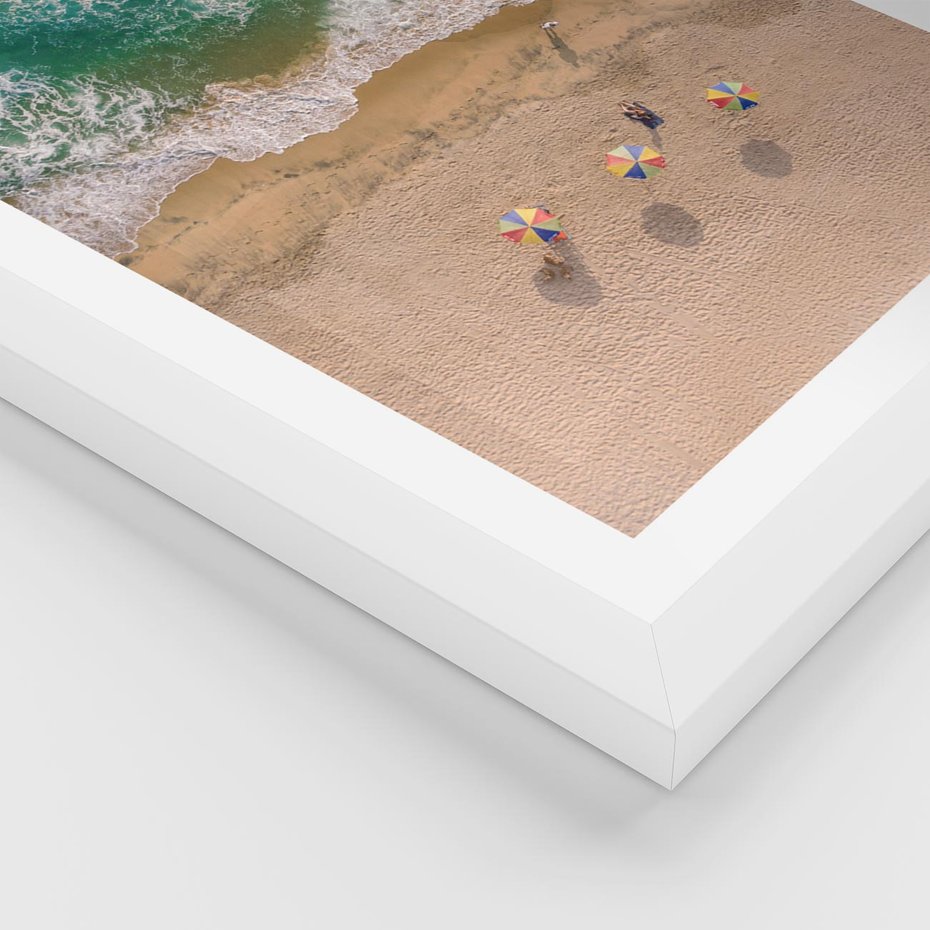 Plakat w ramie 30x40 - Letnie Wakacje na Horyzoncie - plaża, morze - rama biała