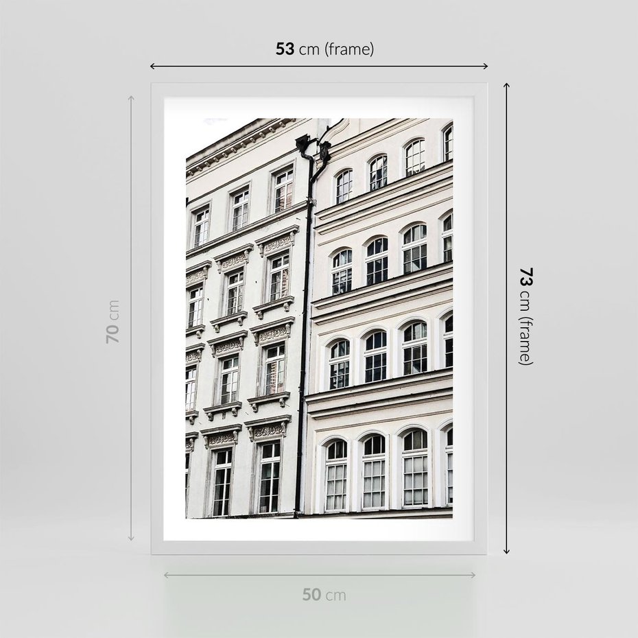 Plakat w ramie 50x70 - Urok Starej Kamienicy - budynki, miasto - rama biała