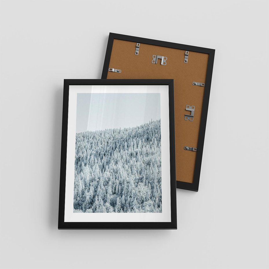 Plakat w ramie 30x40 - Cicha Zima - las, zima - rama czarna